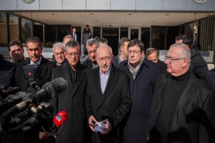 Kılıçdaroğlu SPK'ya gitti: 'Soyguna izin vermeyeceğiz, başkan istifa etsin'