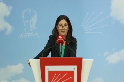 Lale Karabıyık'tan bakan Koca'ya: 'Partiniz okulda 1 öğün yemek verilmesi konusundaki tekliflerimizi neden reddetti?'