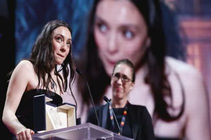 Merve Dizdar Cannes Film Festivali'nde En İyi Kadın Oyuncu Ödülü'nü aldı