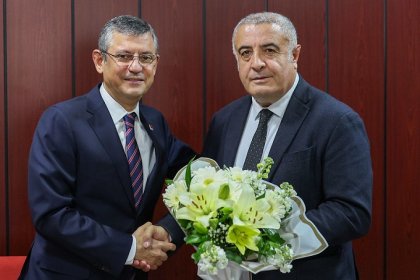 Özgür Özel, Hacı Bektaş Veli Anadolu Kültür Vakfı Genel Merkezini ziyaret etti