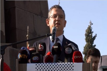 Özgür Özel, İzmir'de Menemen şehitleri anma töreninde konuştu