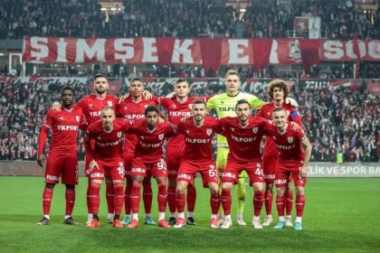 Samsunspor, 11 yıl sonra yeniden Süper Lig'de!