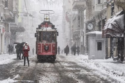 Valilik duyurdu; İstanbul'da okullar 1 gün tatil oldu