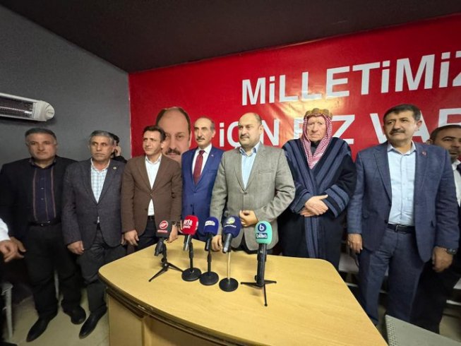 Akçakale Belediye Başkanı Mehmet Yalçınkaya AKP’den istifa ederek Yeniden Refah Partisine katıldı