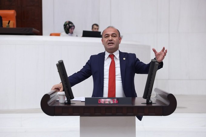 CHP Genel Başkan Yardımcısı Özgür Karabat'tan Bakan Şimşek'e; Fon oyunlarını bırak, vatandaşın derdine bak!