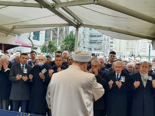 CHP Genel Başkanlarından Altan Öymen'in eşi Aysel Gönül Öymen son yolculuğuna uğurlandı