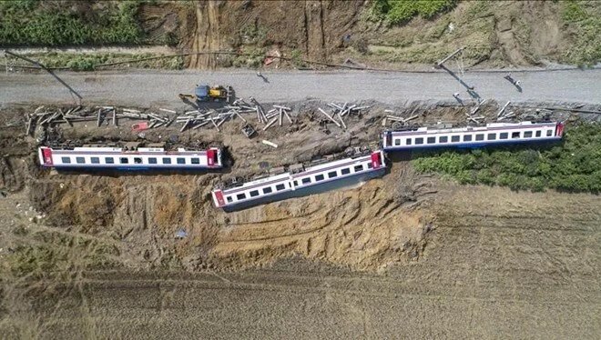 Çorlu tren katliamı davasının 20. duruşması 25 Nisan'da görülecek; Davada karar beleniyor! Çorlu tren katliamı davasının 20. duruşması 25 Nisan'da görülecek; Davada karar beleniyor!