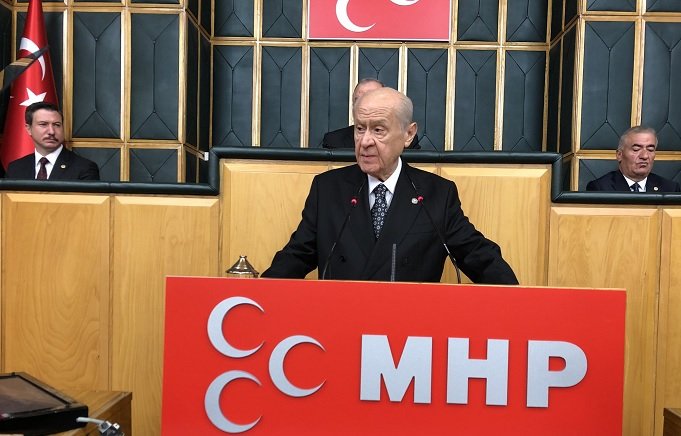 Devlet Bahçeli; Özgür Bey’in özel hayatıyla ilgili servis edilen iddia ve iftiraların hiçbirisi siyasetimizin konusu olmaz, olamaz, olmayacaktır! Devlet Bahçeli; Özgür Bey’in özel hayatıyla ilgili servis edilen iddia ve iftiraların hiçbirisi siyasetimizin konusu olmaz, olamaz, olmayacaktır!