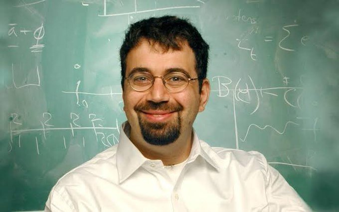Galatasaray Spor Kulübü; Prof. Dr. Daron Acemoğlu, Nobel Ekonomi Ödülü’nün sahibi oldu Galatasaray Spor Kulübü; Prof. Dr. Daron Acemoğlu, Nobel Ekonomi Ödülü’nün sahibi oldu