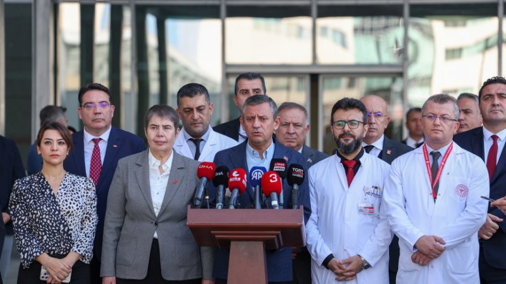 Özgür Özel: 'Terörle insanları korkutmaya, siyasete yön vermeye çalışılıyor' Özgür Özel: 'Terörle insanları korkutmaya, siyasete yön vermeye çalışılıyor'