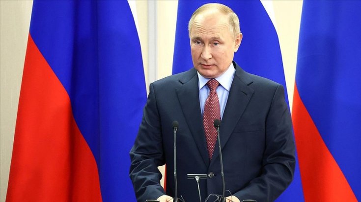 Putin, oyların yüzde 87.32'sini alarak Kremlin'deki 5. dönemine seçildi