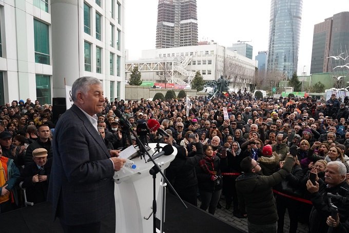 Sarıyer Belediye Başkanı Şükrü Genç, bağımsız aday oldu Sarıyer Belediye Başkanı Şükrü Genç, bağımsız aday oldu