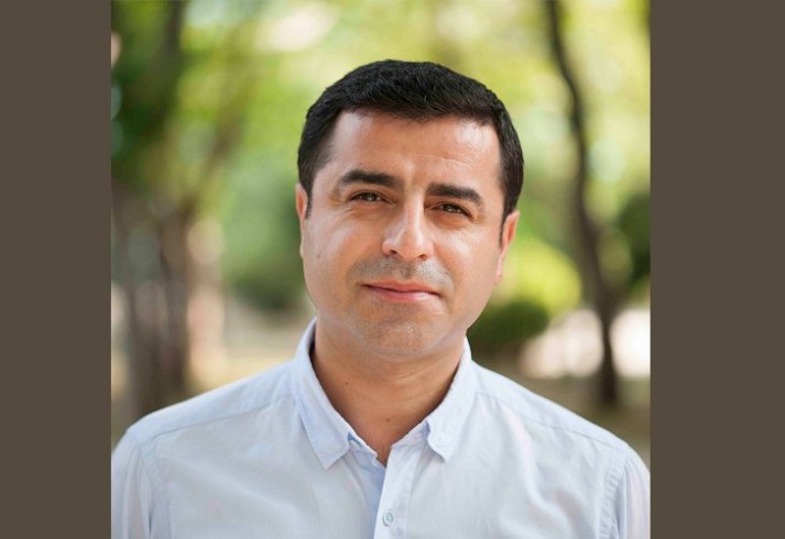 Selahattin Demirtaş'ın avukatları; Selahattin Demirtaş'ın DEM Parti Genel Merkezi'ne seçime ilişkin bir mektup ilettiği haberleri tümüyle uydurmadır