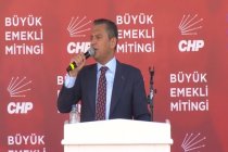 Özgür Özel, Ankara'da Büyük Emekli Mitinginde konuştu; Emeklilere sendikal örgütlenme hakkı tanınmalı!