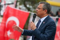 Özgür Özel Bigadiç’te: “CHP’ye Oy Verirsen Ahmet Akın’la Birlikte Sen de Kazanırsın”