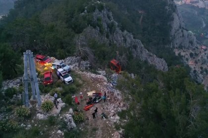 Antalya'da teleferik kazası, bir kişi öldü 10 kişi yaralandı