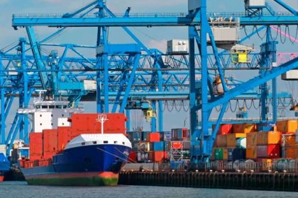Aralık ayında genel ticaret sistemine göre ihracat %0,4 arttı, ithalat %11,0 azaldı