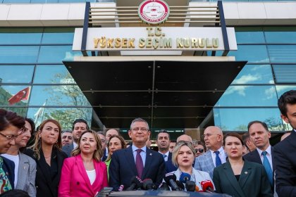 CHP, YSK önünde Hatay gündemli açıklama yaptı: 'Hatay’da seçimin iptalini talep ediyoruz'