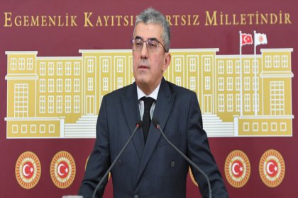 Gökhan Günaydın; 'Devletin uçakları, arabaları, yakıtı, maaşları, personeli, kolluk ve yargı kuvvetleri AKP'nin seçimi kazanması için bir tek parti devletinde görülebilecek ölçüde çalışmaya devam edecekler'