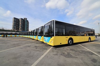 İETT, 100 yolcu kapasiteli ve yeni nesil güvenlik teknolojileri ile donatılmış 150 yeni otobüsünü daha İstanbul’a kazandırdı