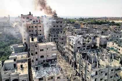 İsrail'in Gazze'de Nuseyrat Kampına saldırdı; 8 ölü var