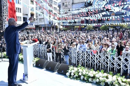 İYİ Parti Genel Başkanı Müsavat Dervişoğlu'ndan Fatsa'dan Anayasa çıkışı; 'Ekmek bulamazsanız Anayasa yiyin’ dedirtmeyeceğiz