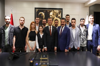 Özgür Özel Denizli'de: '15 İlçe Cumhuriyet Halk Partisi'ne Emanet'