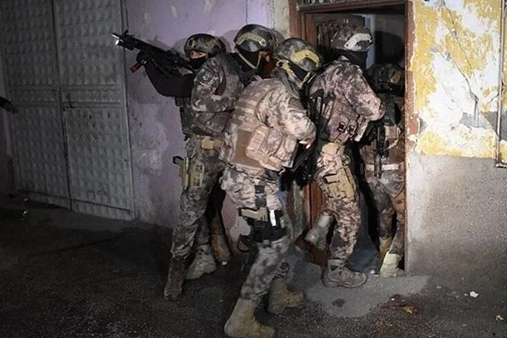764 Göçmen Geri Gönderildi, 42 Kaçakçı Yakalandı 764 Göçmen Geri Gönderildi, 42 Kaçakçı Yakalandı