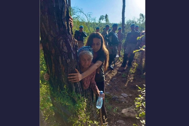 Akbelen direnişinde ağaca sarıldığı fotoğrafla tanınan Zehra Yıldırım 90 yaşında hayatını kaybetti