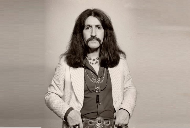 Anadolu rock müziğinin sevilen ismi Barış Manço'nun ölümünün 26. yıl dönümü Anadolu rock müziğinin sevilen ismi Barış Manço'nun ölümünün 26. yıl dönümü