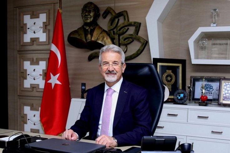 Bursa'da Eski Nilüfer Belediye Başkanı Turgay Erdem'in de aralarında olduğu 21 kişiye rüşvet operasyonu