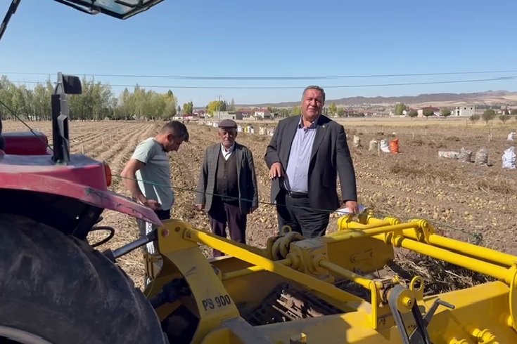 CHP'li Gürer: Türkiye hububat ve bakliyatta kendine yetemez hale geldi CHP'li Gürer: Türkiye hububat ve bakliyatta kendine yetemez hale geldi