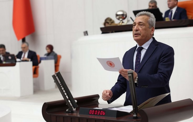 CHP'li Öztürkmen: Ormanlarımız, kıyılarımız Kültür ve Turizm Bakanlığı eliyle yağmalanıyor CHP'li Öztürkmen: Ormanlarımız, kıyılarımız Kültür ve Turizm Bakanlığı eliyle yağmalanıyor