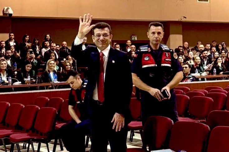 Ekrem İmamoğlu’nun 'Diploma davası'nın ilk duruşması Silivri'de görüldü: yeni duruşma 20 Ekim'de! Ekrem İmamoğlu’nun 'Diploma davası'nın ilk duruşması Silivri'de görüldü: yeni duruşma 20 Ekim'de!