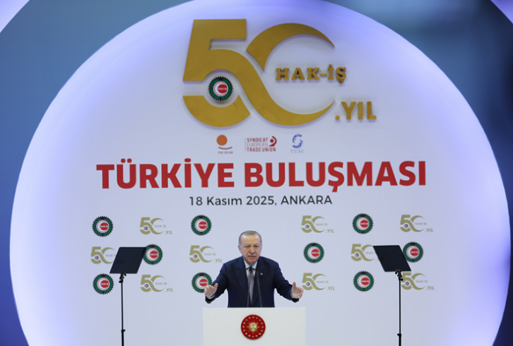 Erdoğan, HAK-İŞ Konfederasyonunun 50. yılında konuştu: Türkiye Yüzyılı'nda da şeref hakkı, el emeğiyle, göz nuruyla, alın teriyle helal rızkını kazanan siz emekçilerimizin olacaktır Erdoğan, HAK-İŞ Konfederasyonunun 50. yılında konuştu: Türkiye Yüzyılı'nda da şeref hakkı, el emeğiyle, göz nuruyla, alın teriyle helal rızkını kazanan siz emekçilerimizin olacaktır