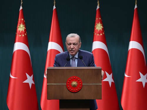 Erdoğan: Türkiye'yi kalıcı biçimde yüksek gelirli ülkeler ligine taşımayı istiyoruz!