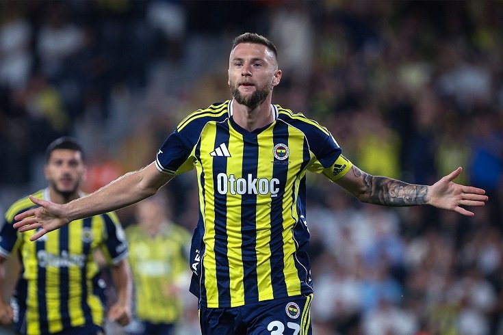 Fenerbahçe 3-1 Kocaelispor Fenerbahçe 3-1 Kocaelispor