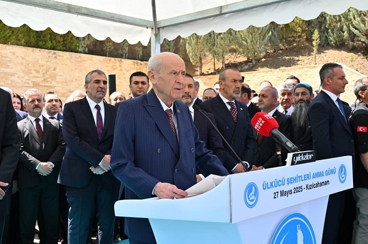 MHP Genel Başkanı Devlet Bahçeli, Ülkücü Şehitleri Anma Günü'nde konuştu MHP Genel Başkanı Devlet Bahçeli, Ülkücü Şehitleri Anma Günü'nde konuştu