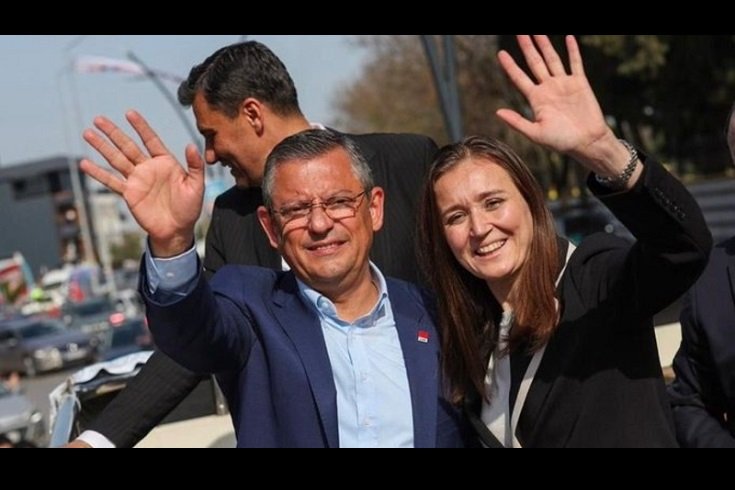 Özgür Özel: Kardeşimin ve Şimdi de Bir Evladımın Kaybıyla Sınanıyorum; Nasıl Dayanılır? Gerçekten Zor! Özgür Özel: Kardeşimin ve Şimdi de Bir Evladımın Kaybıyla Sınanıyorum; Nasıl Dayanılır? Gerçekten Zor!