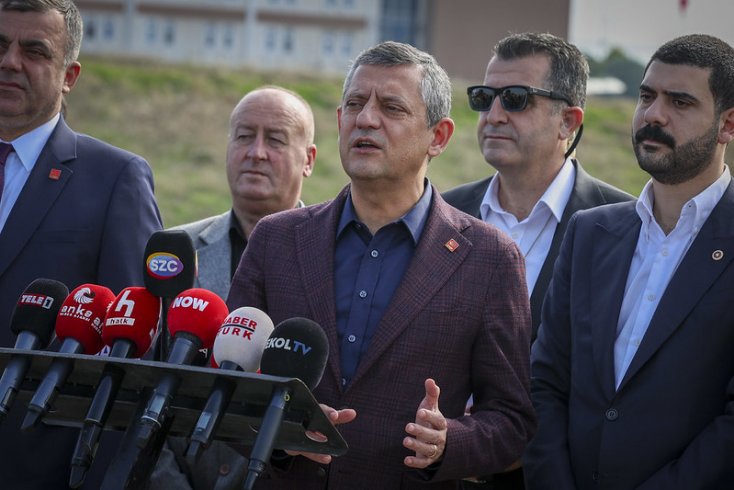 Özgür Özel, Silivri'de cezaevi çıkışı konuştu: Hukukun Kişiye Göre Uygulandığı Korkunç Bir Sürecin İçindeyiz! Özgür Özel, Silivri'de cezaevi çıkışı konuştu: Hukukun Kişiye Göre Uygulandığı Korkunç Bir Sürecin İçindeyiz!