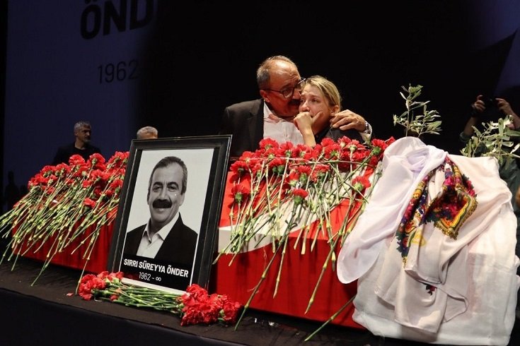 Sırrı Süreyya Önder Son Yolculuğuna Uğurlandı Sırrı Süreyya Önder Son Yolculuğuna Uğurlandı