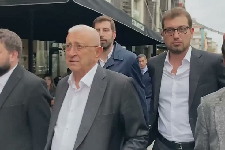 Tutuklu İBB Başkanı Ekrem İmamoğlu'nun babası ve oğlu ifade verdi