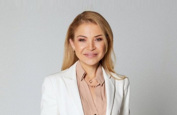 TV100 ile yolları ayrılan Ebru Baki'nin yeni adresi belli oldu