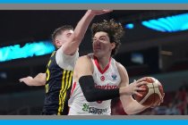 A Milli Erkek Basketbol Takımı, EuroBasket 2025 son 16 turunda İsveç'i 85 - 79 yendi