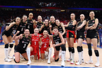 A Milli Kadın Voleybol Takımımız İstanbul'da VNL 7. maçında Güney Kore'yi 3-0 yendi