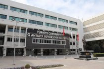 CHP'li Antalya Büyükşehir Belediyesi'ne 'rüşvet' operasyonu: 6 gözaltı