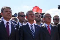 Özgür Özel: Bu partiye zarar vermek isteyen, 'Bir karından doğduğum kardeşim olsa' affetmem, affetmeyeceğim!