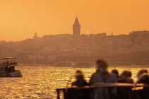 Sağlık Bakanlığından 'aşırı sıcak' uyarısı: 11.00 ile 16.00 saatleri arasında dışarı çıkılmamalıdır!