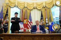 Trump ile Musk arasındaki gerilim Tesla hisselerini düşürdü!