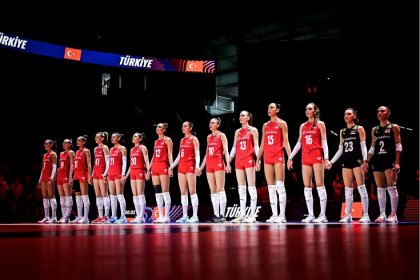 A Milli Kadın Voleybol Takımımız, İstanbul'da Dominik Cumhuriyetini 3-0 yendi